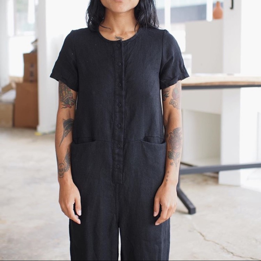 beaton linen black short sleeve coveralls, size xs